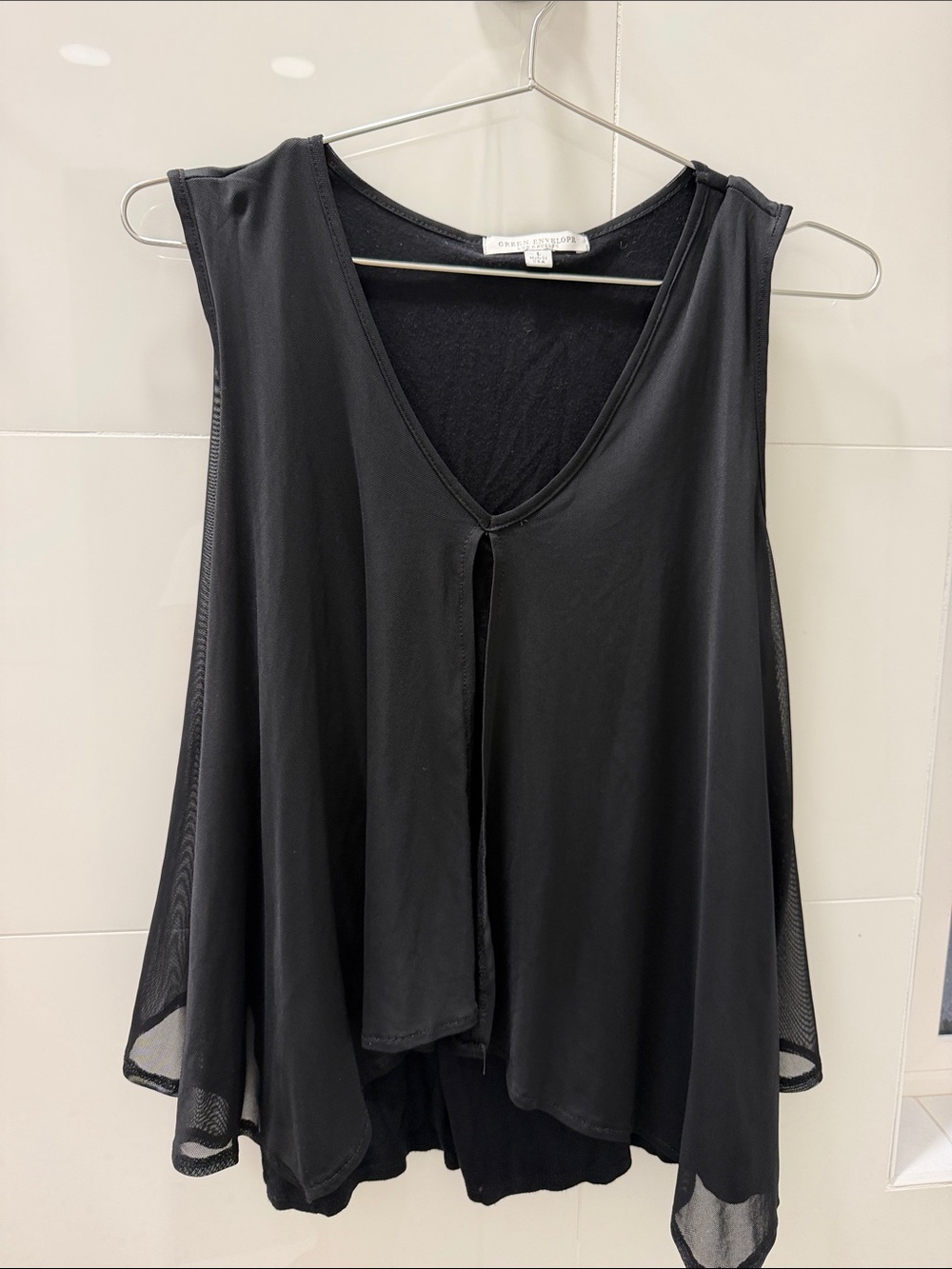 Green Envelope Black Layered V-Neck Sleeveless Tank